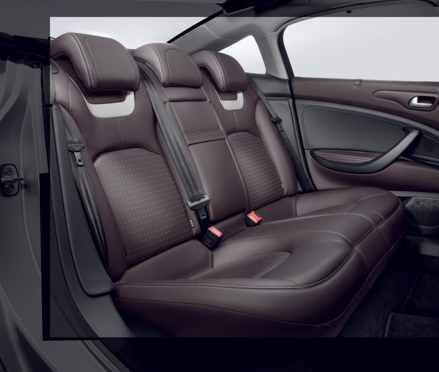  Citroen C5 2011 года  (фото 12 из 18)